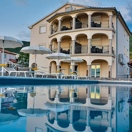 Sea View Sveti Juraj Exterior photo